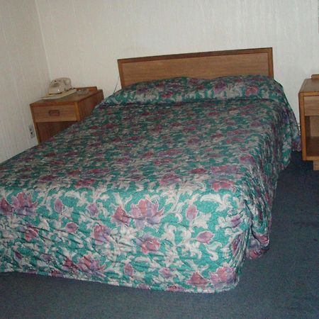 Rosemount Motel 베드포드 객실 사진